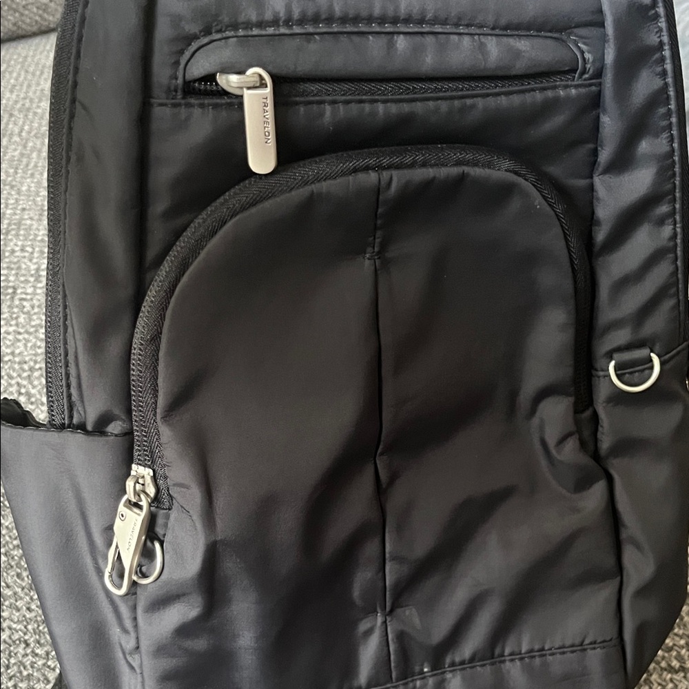 Travelon sling black multi pocket bag - Picture 7 of 7